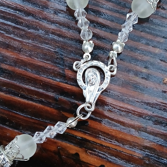 Glass Beaded Rosary - Picture 4 of 5